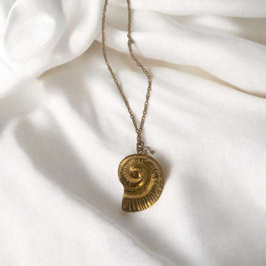 Caracol Necklace